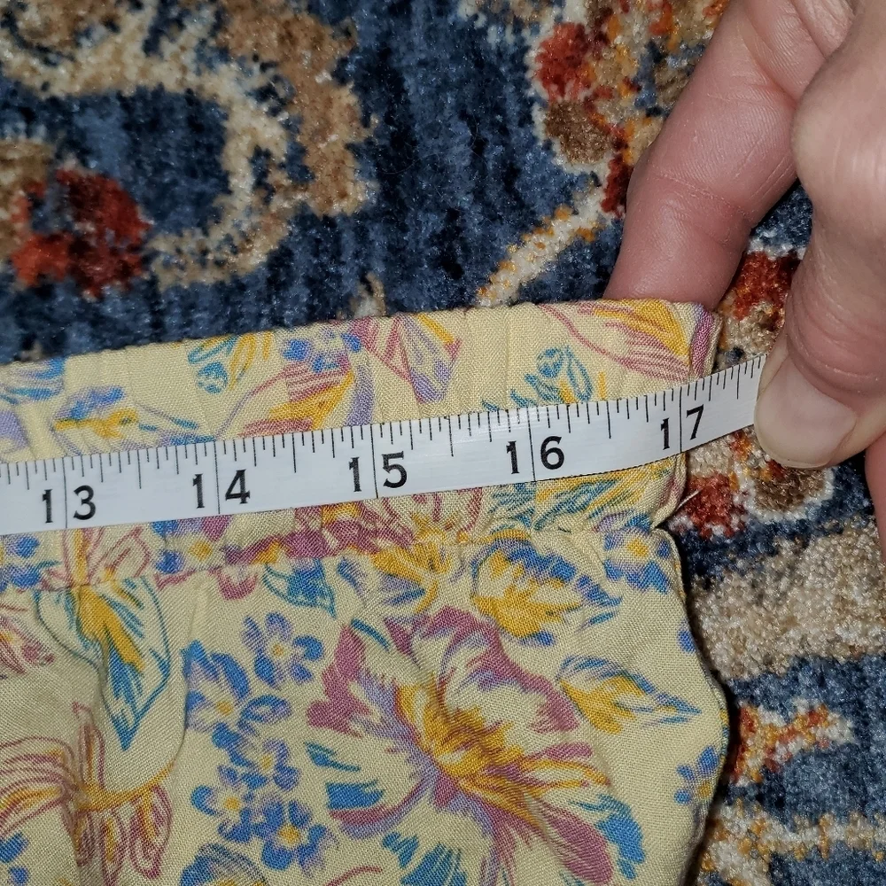 Aeropostale Yellow and Blue Mini Floral Skirt - Picture 6 of 10